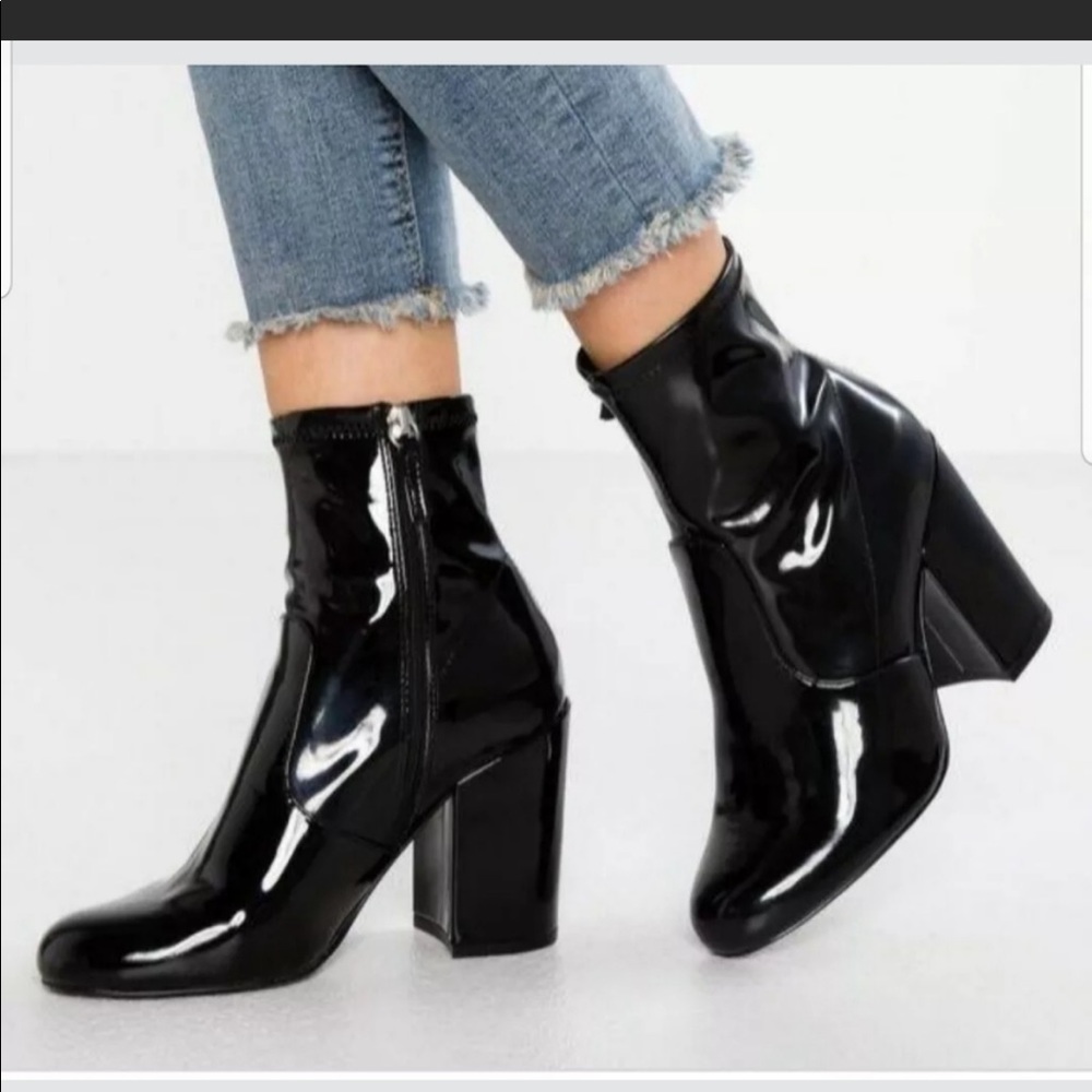 Steve Madden patent leather booties